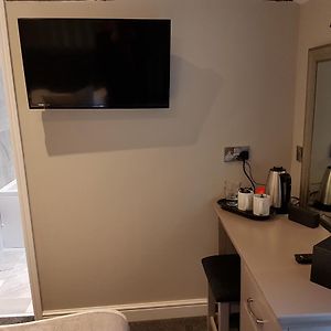 Deluxe Double Room Bath